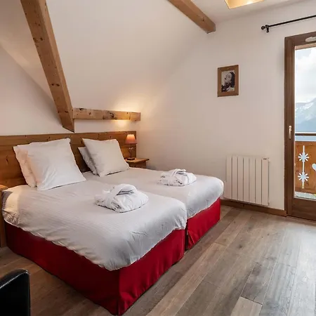Cozy Chalet With Sauna Use Chalet Huez